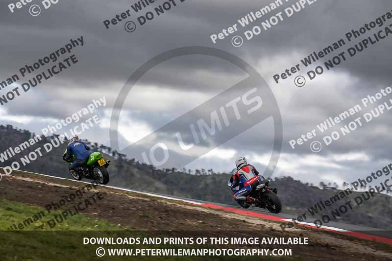 cadwell no limits trackday;cadwell park;cadwell park photographs;cadwell trackday photographs;enduro digital images;event digital images;eventdigitalimages;navarra;no limits trackdays;peter wileman photography;racing digital images;trackday digital images;trackday photos